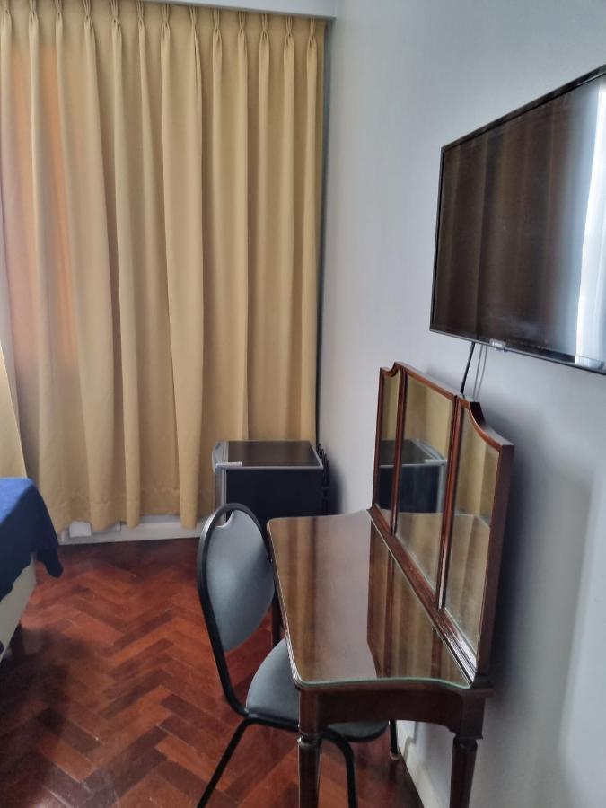 Hotel Regis Buenos Aires Exterior photo