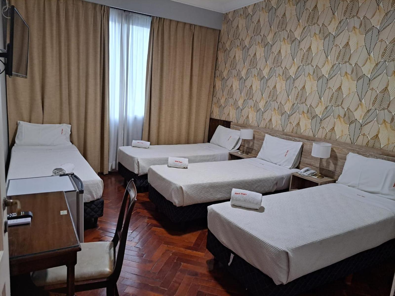 Hotel Regis Buenos Aires Exterior photo